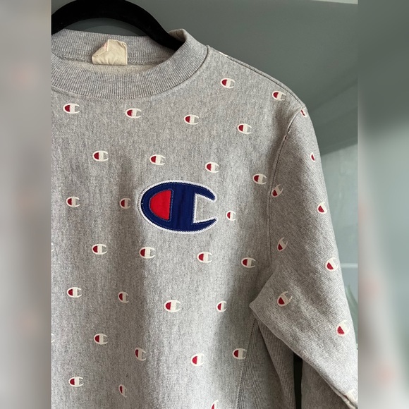 Champion Reverse Weave Branded Sweatshirt - Picture 2 of 4